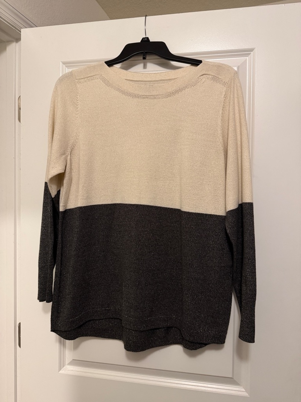Apt. 9 Two-Tone Crewneck Sweater in Cream and Black